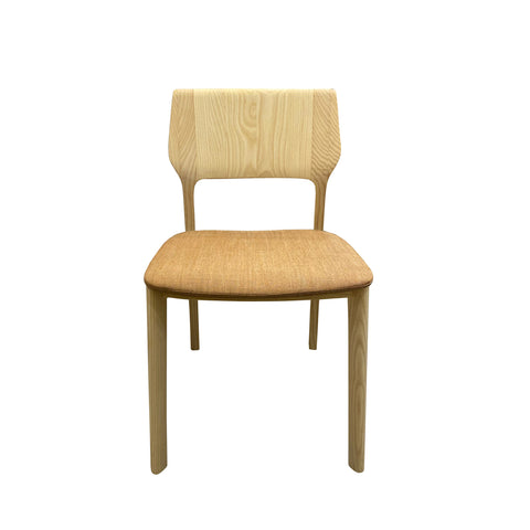 DINING CHAIR // Fin