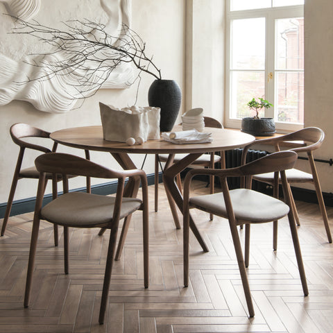DINING TABLE // Lakri, Round or Oval