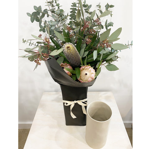 FRESH FLOWERS // Bouquet + Vase